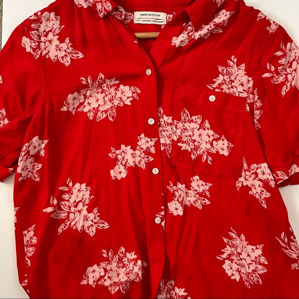 Urban Outfitters Floral Button up Shirt